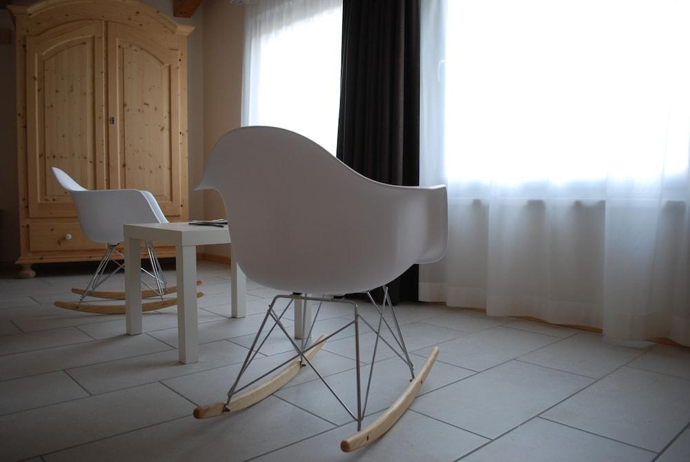 Hotel Elbele Garni Folgaria Bagian luar foto