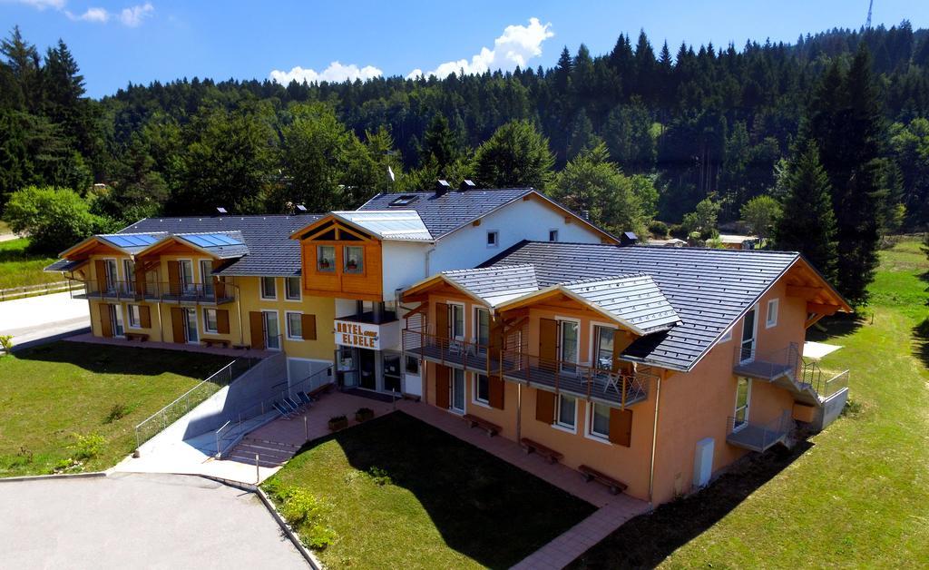 Hotel Elbele Garni Folgaria Bagian luar foto