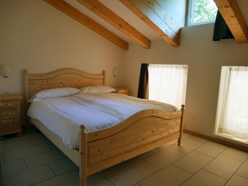 Hotel Elbele Garni Folgaria Bagian luar foto
